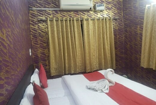 Hotel B R Excellency Restaurant & Cafe
