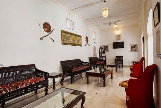 Dev Niwas (A Heritage Hotel)