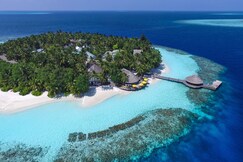 Dhawa Ihuru by Banyan Tree with Free Transfers