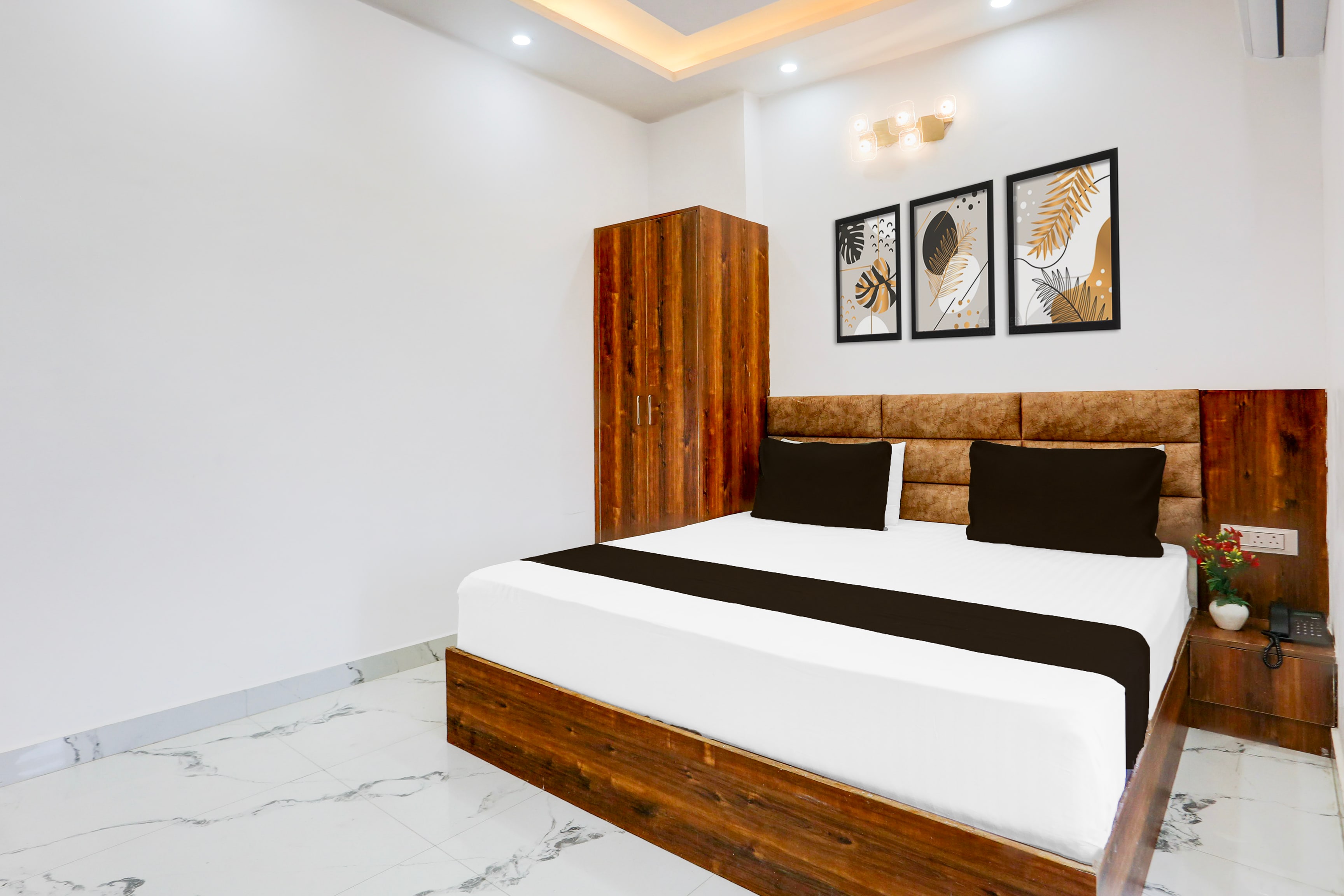 Hotel O Airport villa