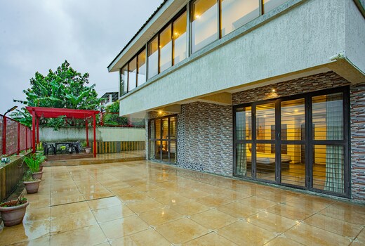 Vistavia Villa By StayAtlas.