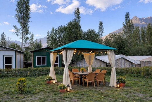 SnowPeak Retreat