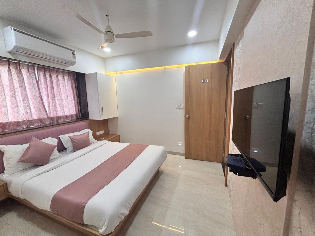 Hotel SK Inn