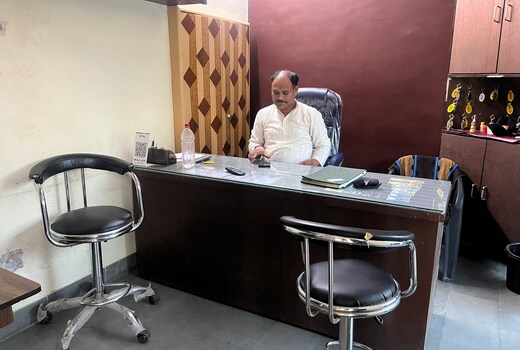 Maruti Lodge And Guest House