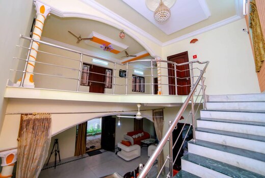 Short Stay Homes Villa