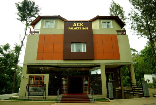 Ack Palacce Inn