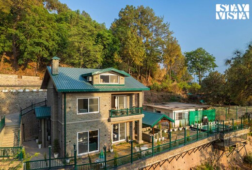 StayVista at Villa Montierra