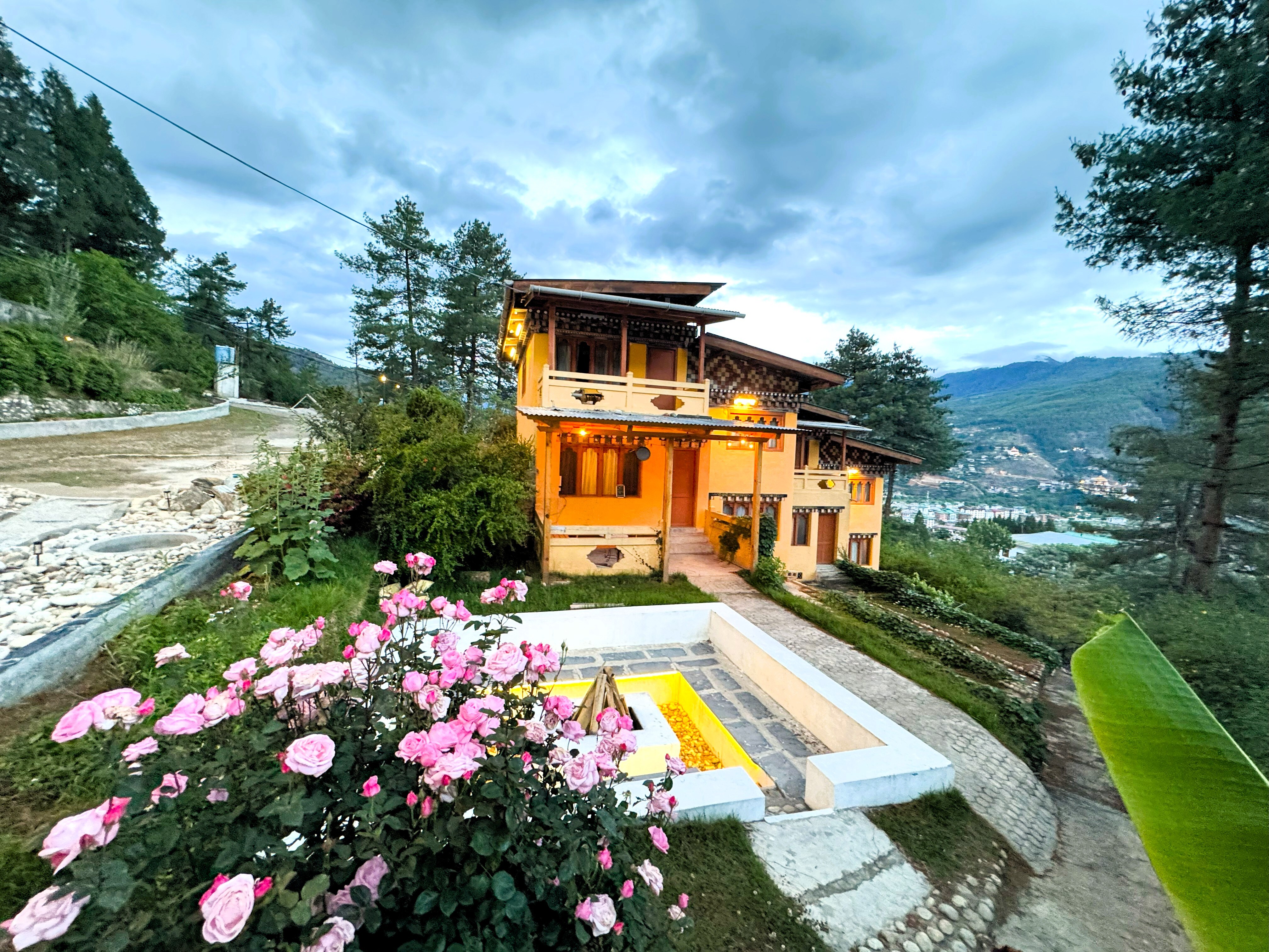 Hotel Dzi Pema