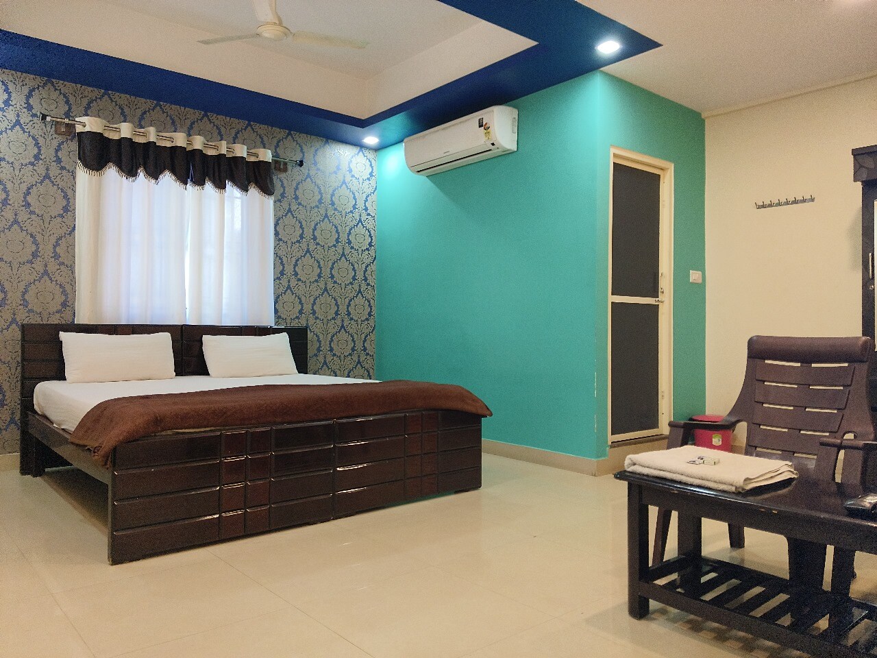 Hotel Adyah Comforts - Hoskote