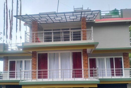 Downhill Homestay
