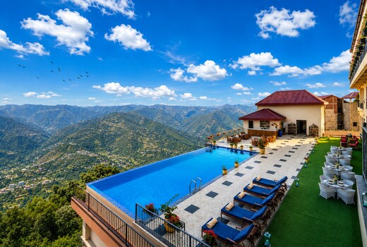 Astra Resort and Caffe