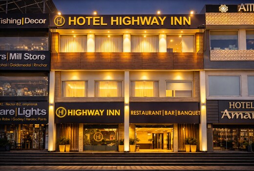 HOTEL HIGHWAY INN