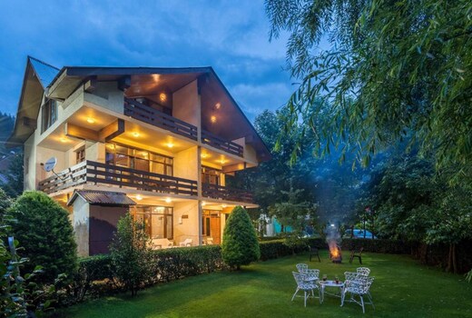 Himalayan Mansion Luxury Villa by Mall Manali