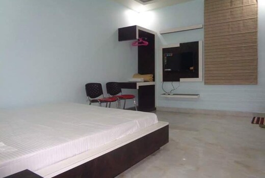 Hotel Blue Star Residency