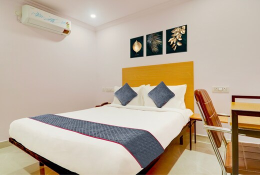 Super Townhouse SR Nagar Near RCC Premier