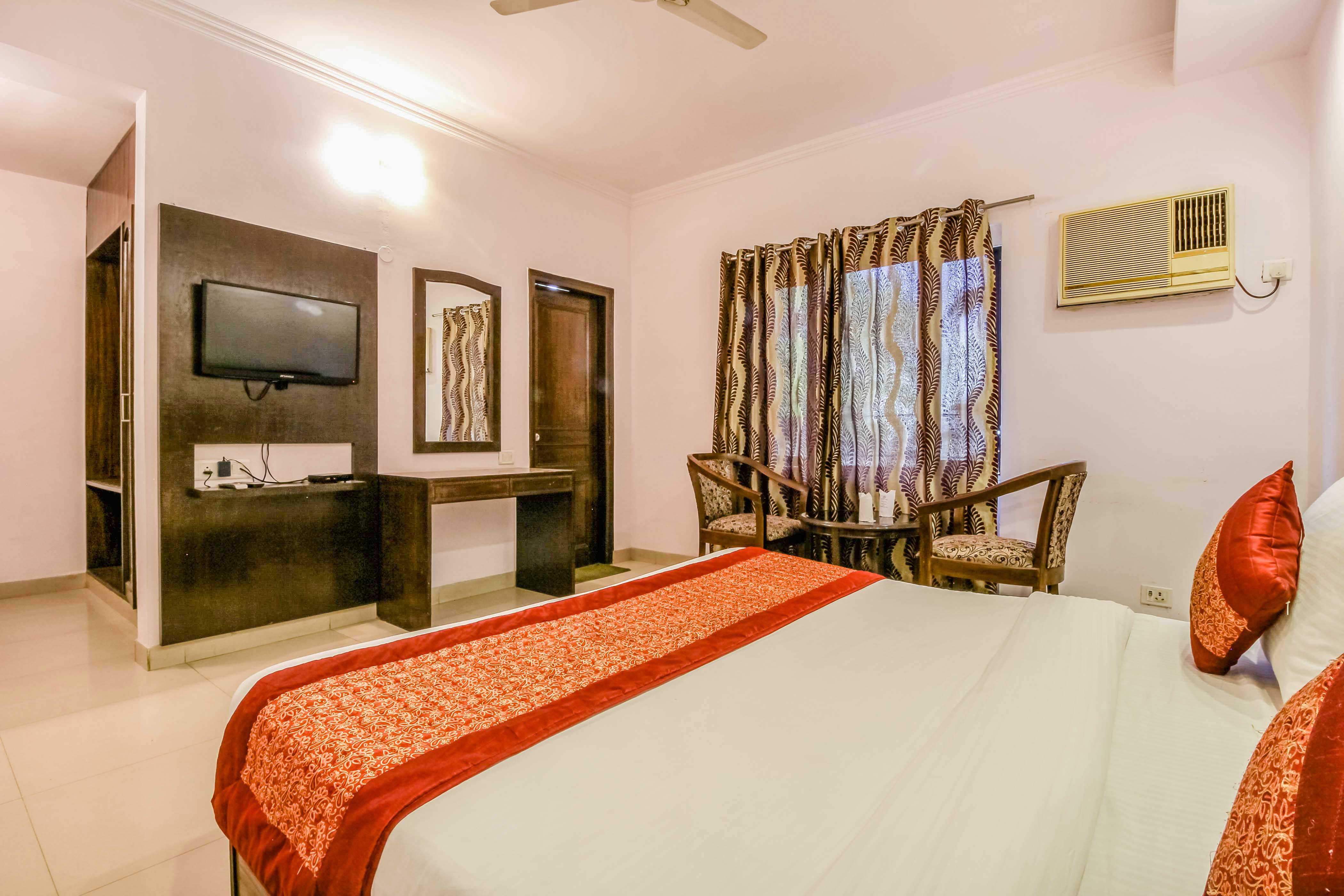 Hotel Smart Inn- 2