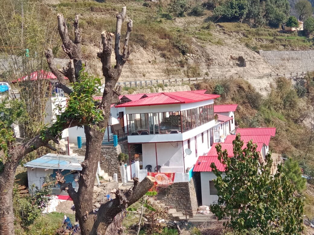 Raja Resorts