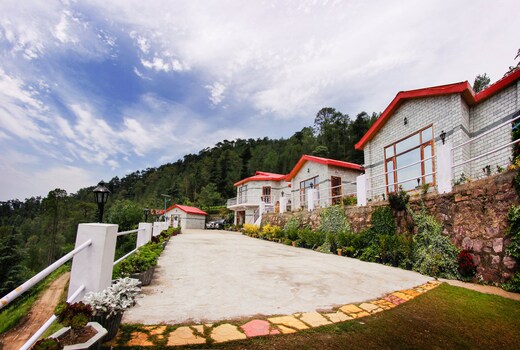 Village Live In Resort