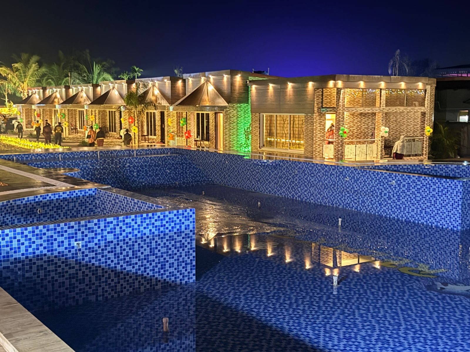 Relax Resort