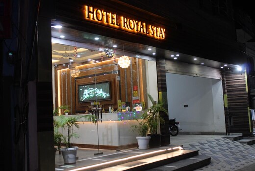 Royal Stay Near Katra Railway Station