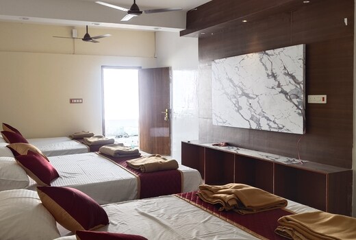 Thirumathi residency