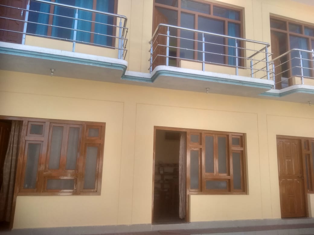 Hotel Mountain Holiday Munsyari