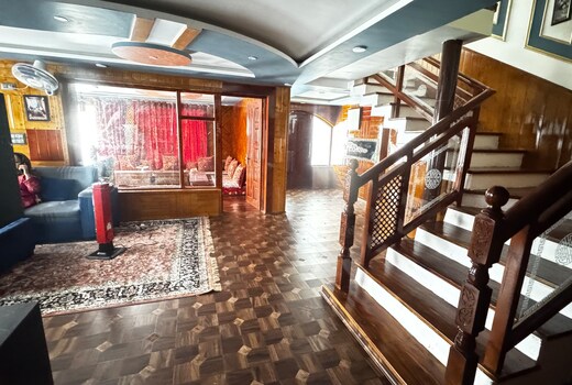 Nun kun Guest House