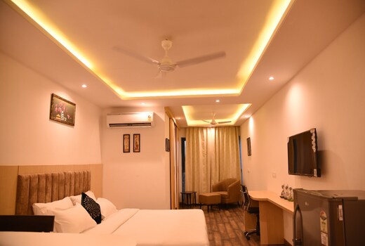 Ankriti Studio Apartment in The Grand Anukampa