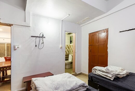 aryan home stay