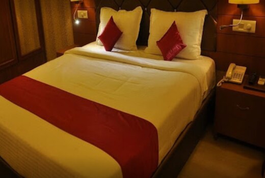 Hotel Khalsa Palace
