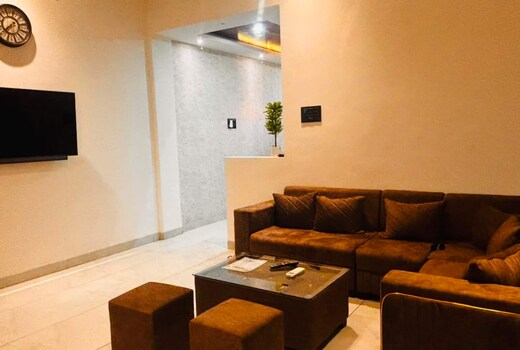 SKY Elite Home Stays 3BHK Bunglow