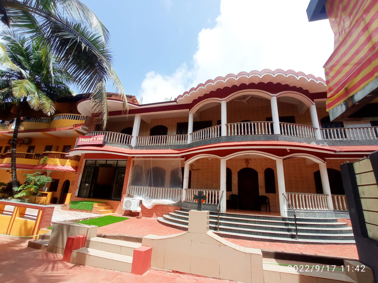 Angelo's Inn Beach Resort