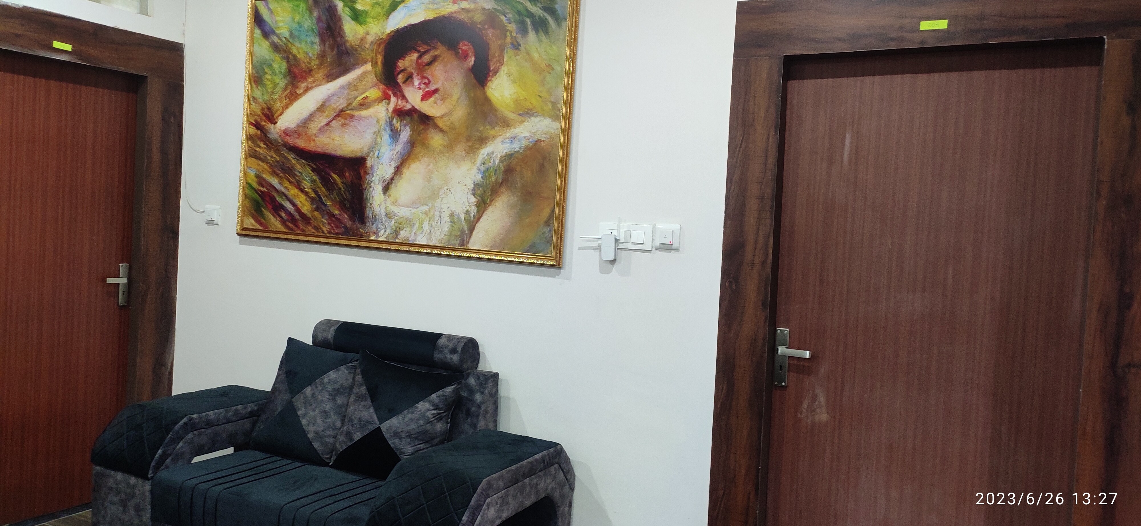 Eden Rooms
