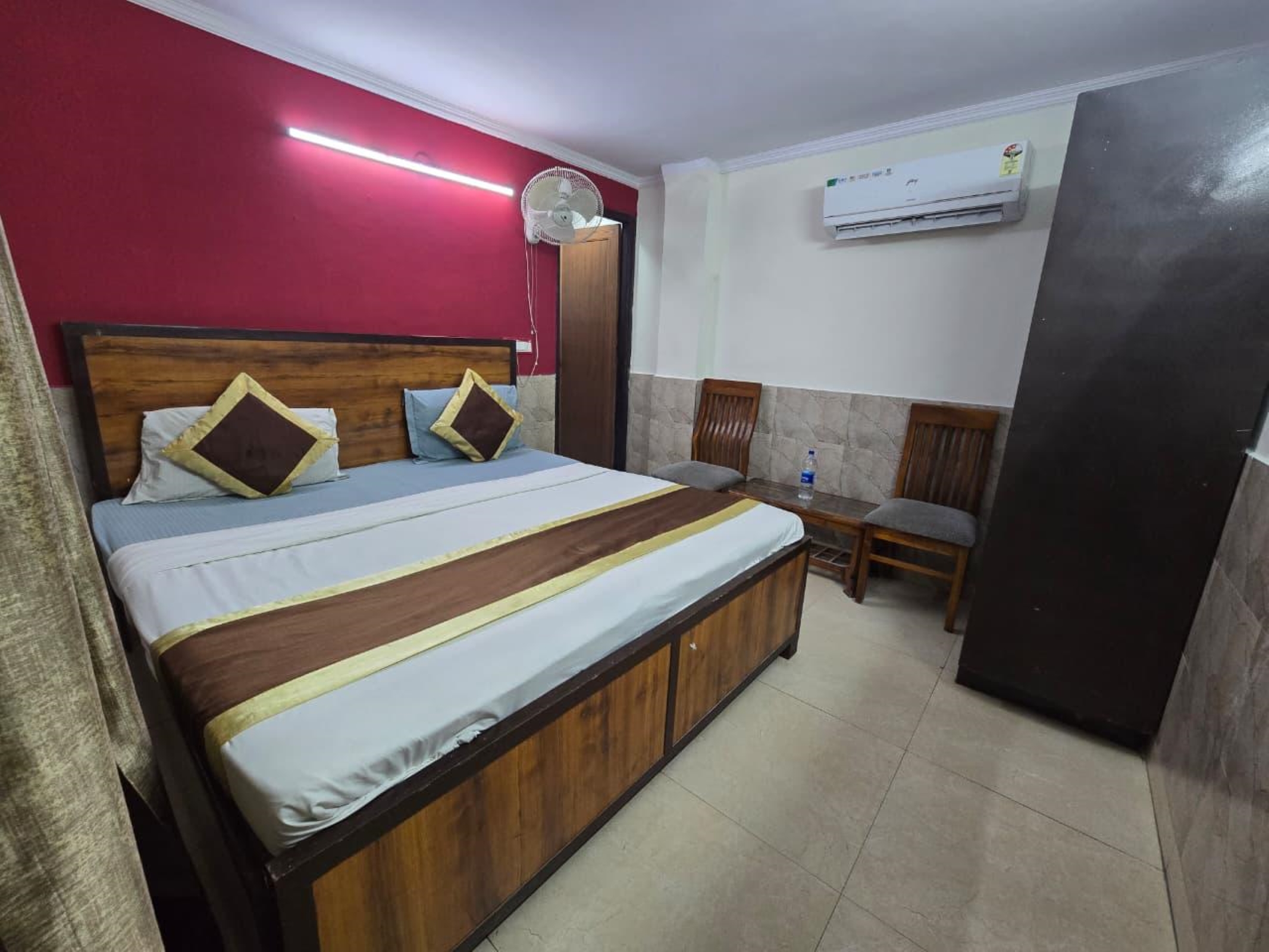 Hotel SunMoon Residency
