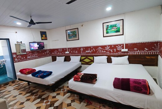 Sahyadri Home Stay