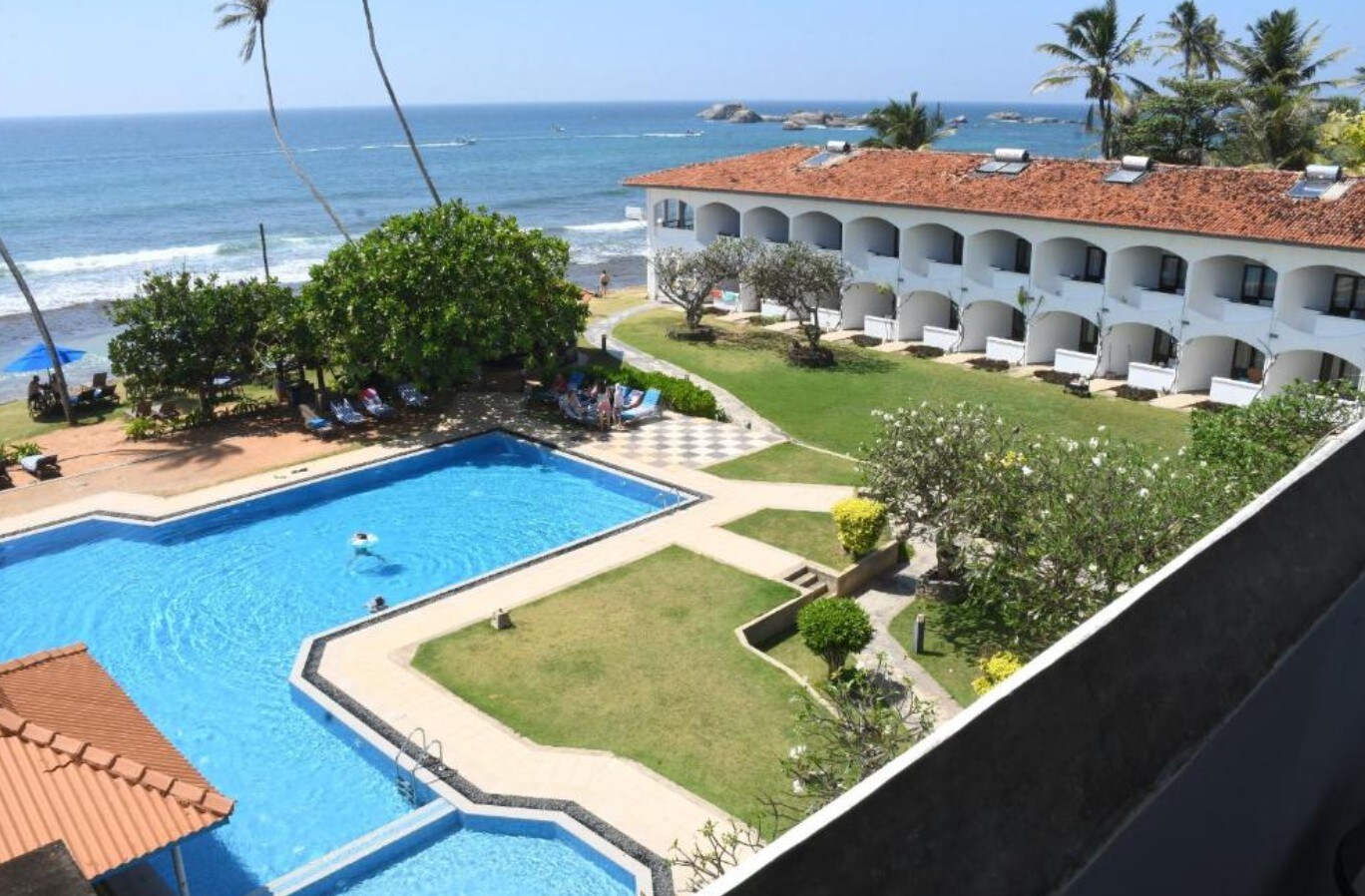 HOTEL LANKA SUPER CORALS