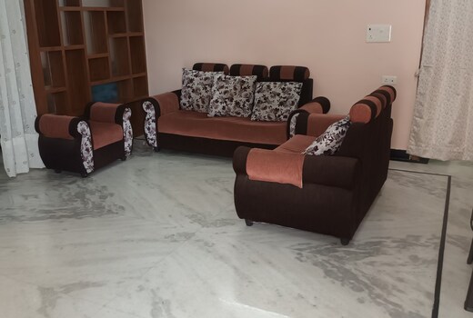 Single floor single flat Fully private