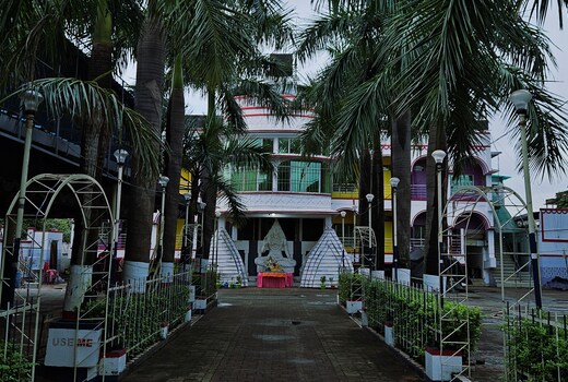Bhagwan Palace