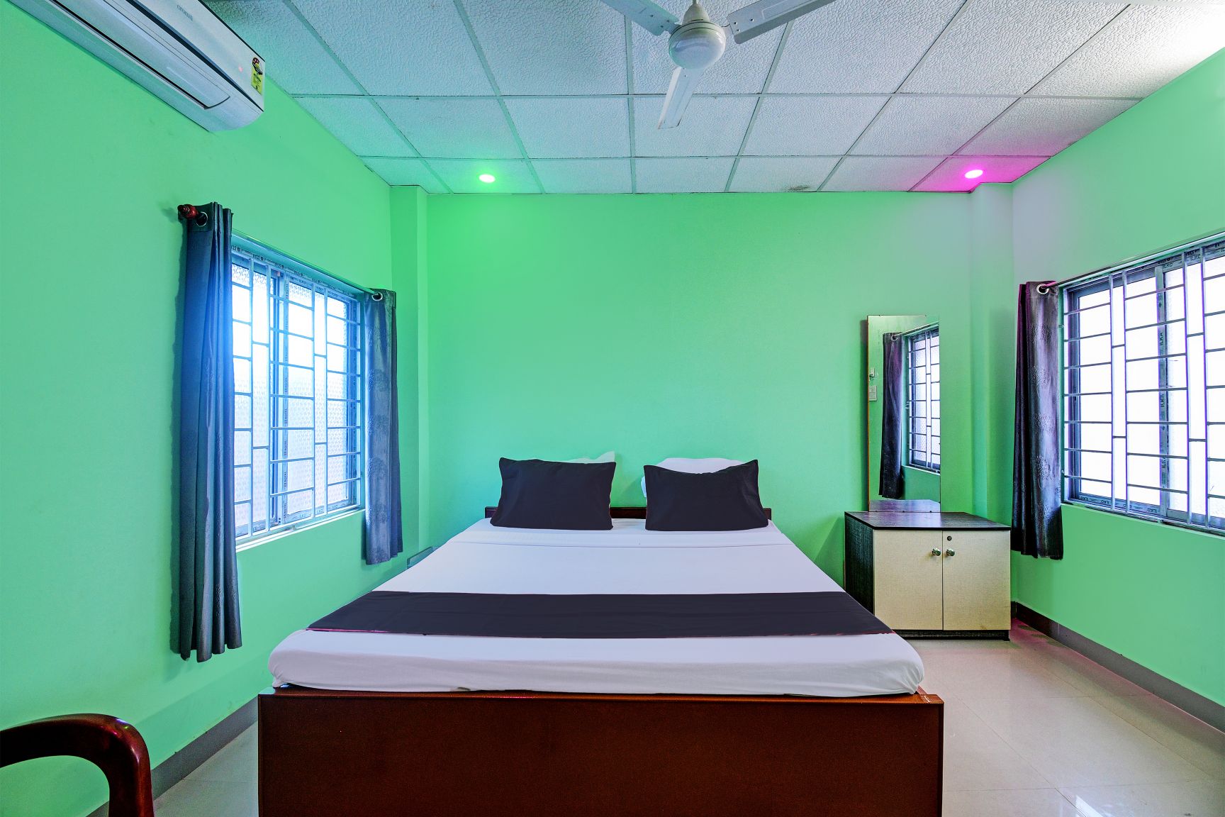 Collection O Mp Amorous Beach Resort
