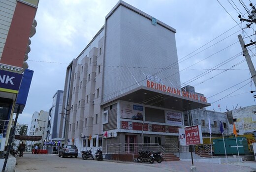 SRI BRUNDAVAN GRAND INN