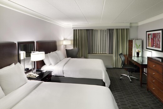 Hilton Mystic