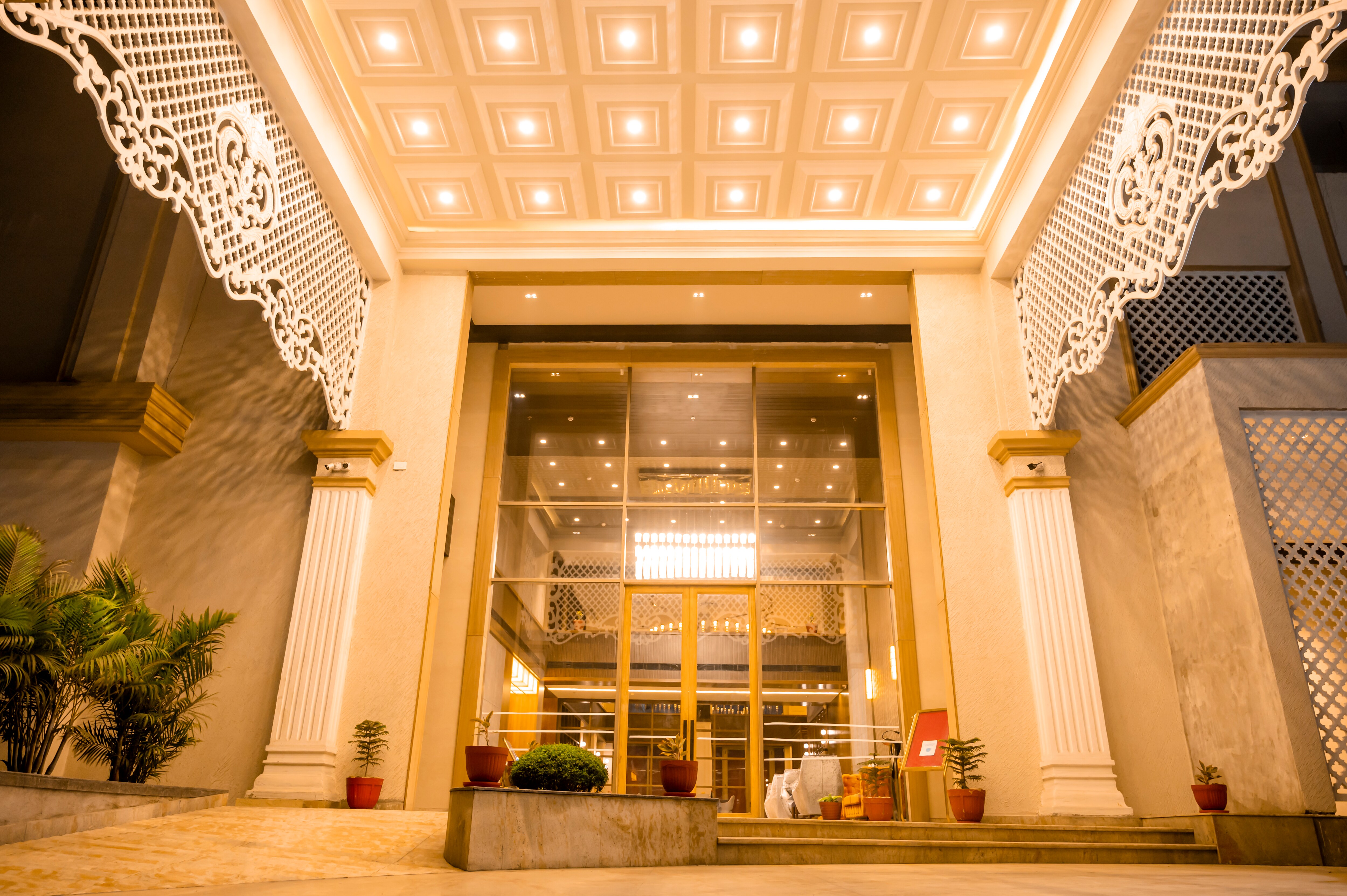 Hotel Pahadi