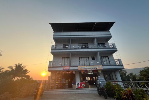 Shri Kalbhairavnath Khanaval And Homestay