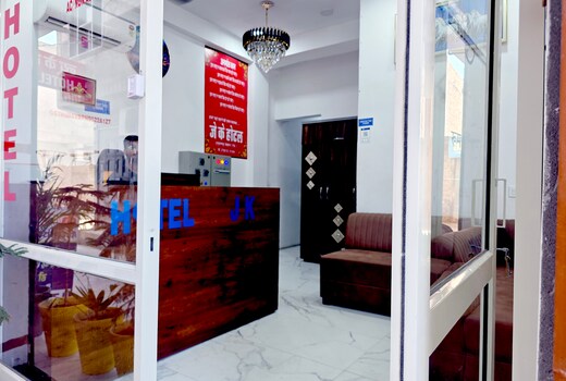 HOTEL JK