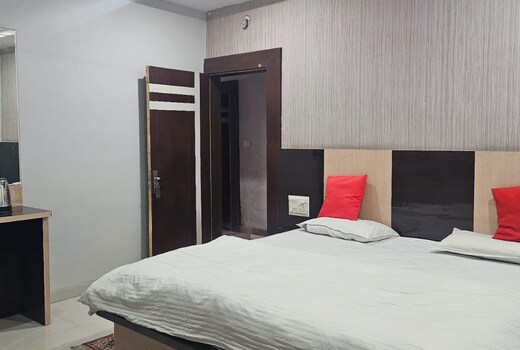 Shri Residency