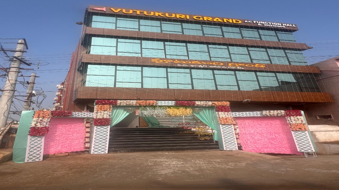 VUTUKURI GRAND