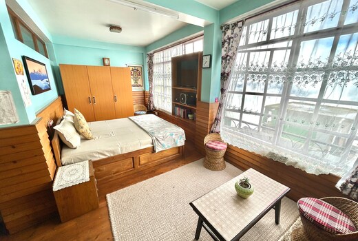 Entire Apartment Near Chowrasta
