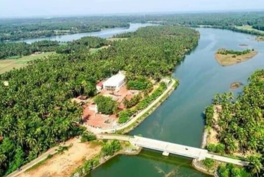 Shetty's Riverview Farm House