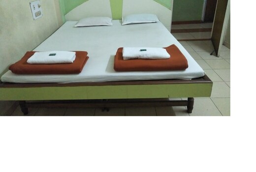 Hotel Anand Lodging
