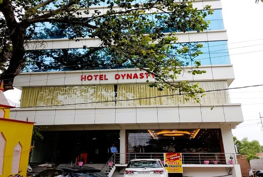 HOTEL DYNASTY